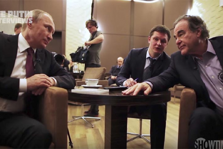 Stoun: Zapadni mediji odbijaju da kažu istinu o Rusiji i Putinu