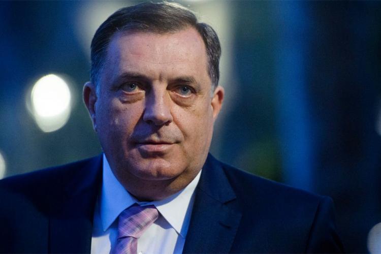 Dodik: Srpska će pomoći Mladiću, nedopustivo da se sudi samo Srbima