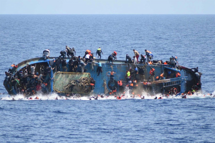 Više od 30 migranata poginulo u napadu ajkula
