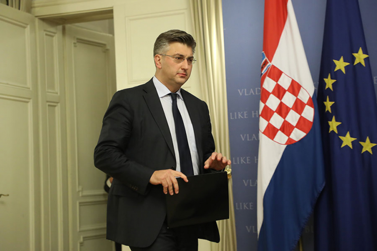 Plenković: Duboka moralna nepravda prema hrvatskom narodu