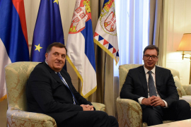 Vučić telefonom sa Dodikom nakon večere sa članovima ...