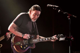 Pjevač Chris Rea se srušio na bini tokom koncerta u Oxfordu