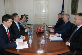 Šarović i Vigemark: Hitno usvojiti strategiju ruralnog razvoja