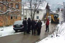 Radnici Vodovoda pokušali da isključe nelegalnog korisnika, građani ...