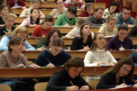 Studenti u RS čekaju stipendije i po deset mjeseci