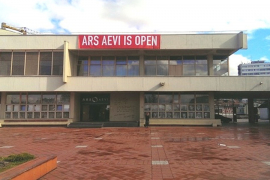 Muškarac preminuo na otvaranju izložbe u Sarajevu