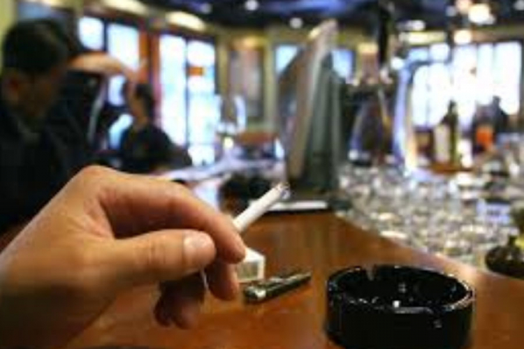 Kazna 6.000 KM za cigaretu u kafiću, 3.000 za pepeljaru