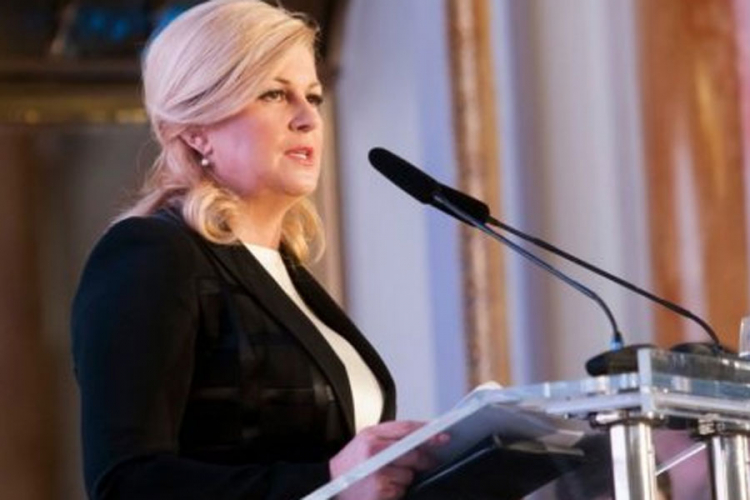 Grabar-Kitarović: Hrvatska je branila BiH, Hrvati su bili prva žrtva