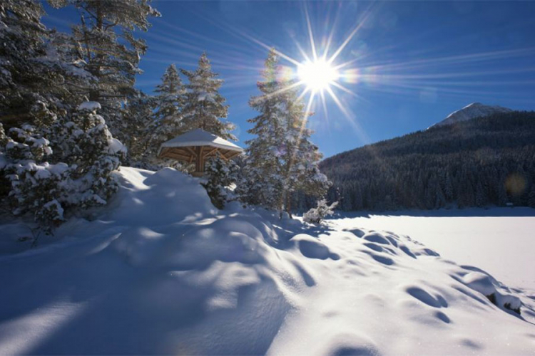 Sutra oblačno i suvo uz povremene sunčane intervale
