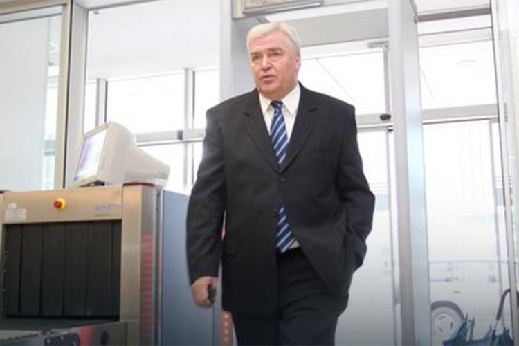 Pavić uručio članske karte za 100 novih članova