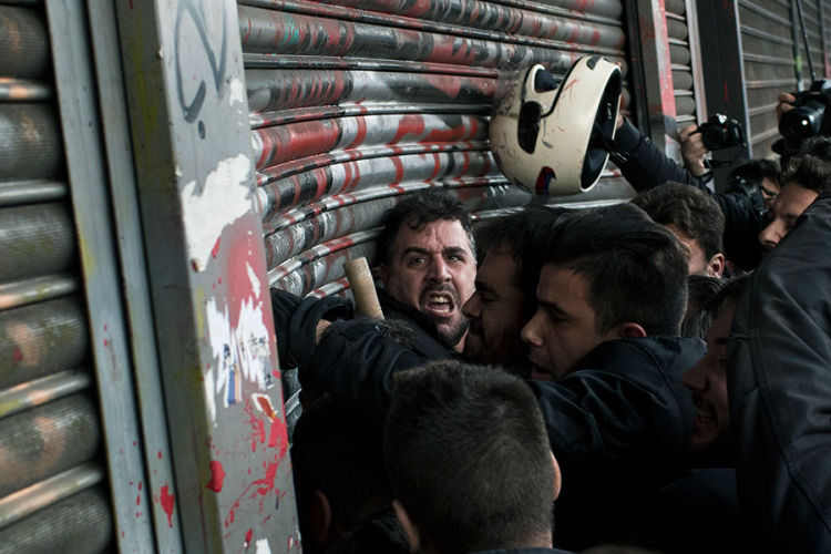 Sukobi demonstranata i policije u Atini
