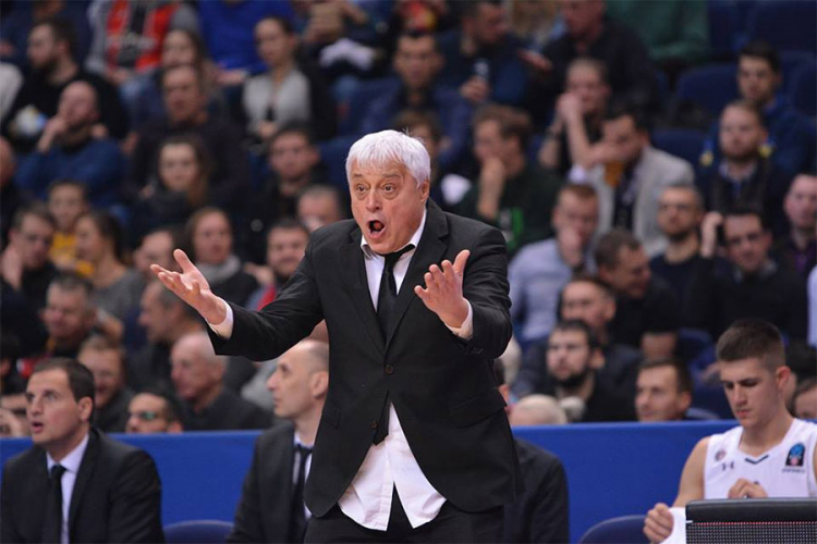 Nikolić: Dosta povrijeđenih, šansu sam dao mlađima