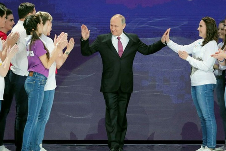 Za Putina skoro 70 odsto mladih