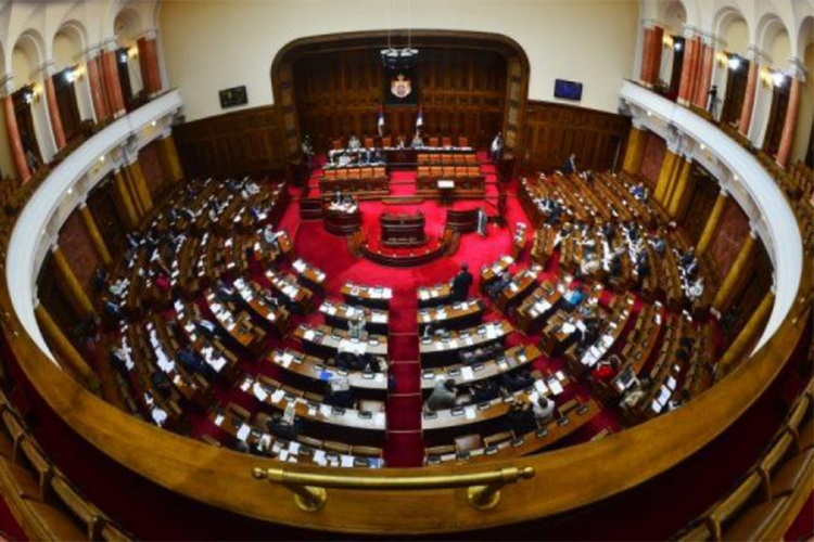 Srbija šalje pomoć Kubi i ukida vize Gvineji Bisao