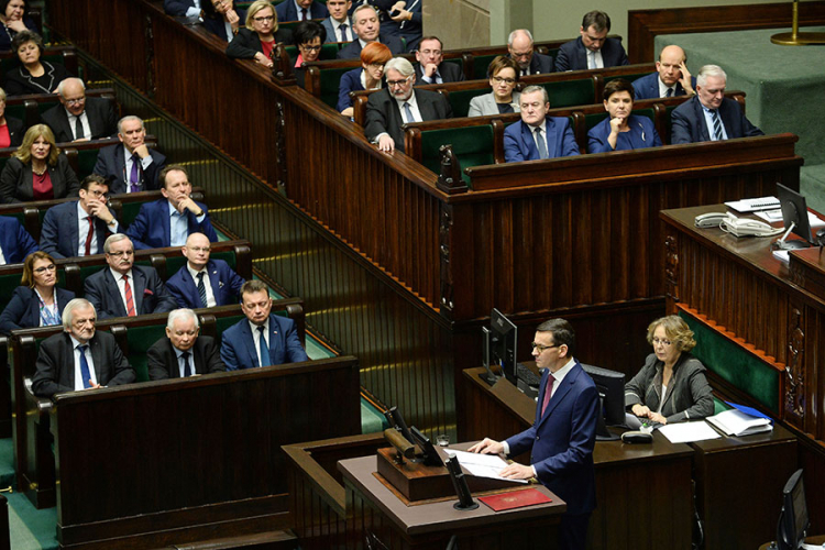 Poljska vlada preživjela glasanje o povjerenju