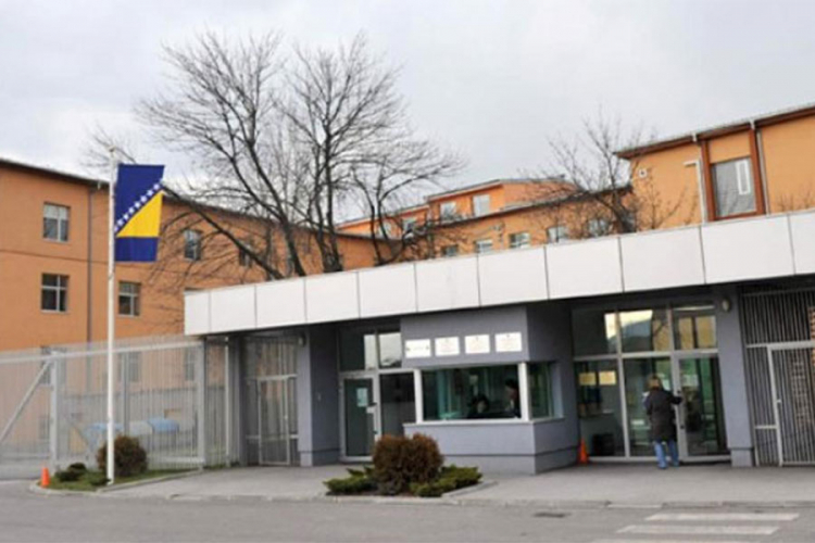 Suđenje Haliloviću i ostalima: Svjedok vidio da je Veseli zaklala dječaka