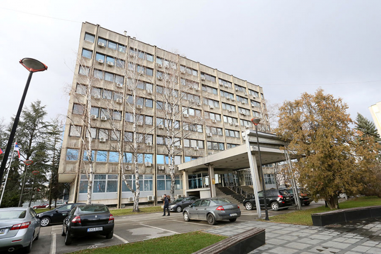 Osam kandidata za glavnog revizora RS, najveće šanse Radukiću