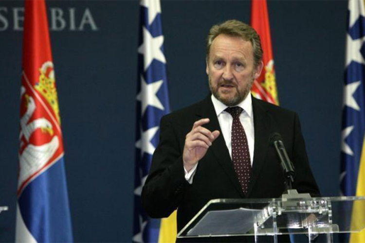 Izetbegović: Sa Srbijom će biti dobro, ali Hrvatska mora da pokaže bolje lice