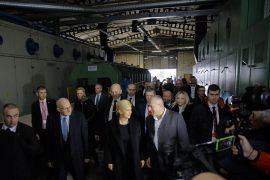 Grabar-Kitarović posjetila fabriku i bolnicu u Novoj Biloj