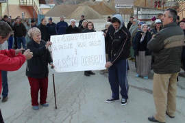 Mještani protiv asfaltne baze