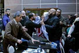 Palestinski demonstranti napali zvaničnike SAD u Vitlejemu