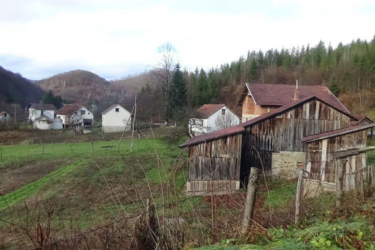 Opustjela sela ožive samo za praznike