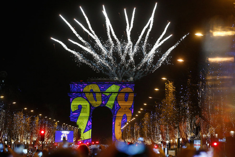 Tokom novogodišnje noći u Francuskoj uhapšeno 510 ljudi