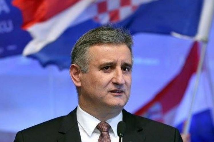 Karamarko: Da obezbjedim djecu, pa mogu opet u politiku