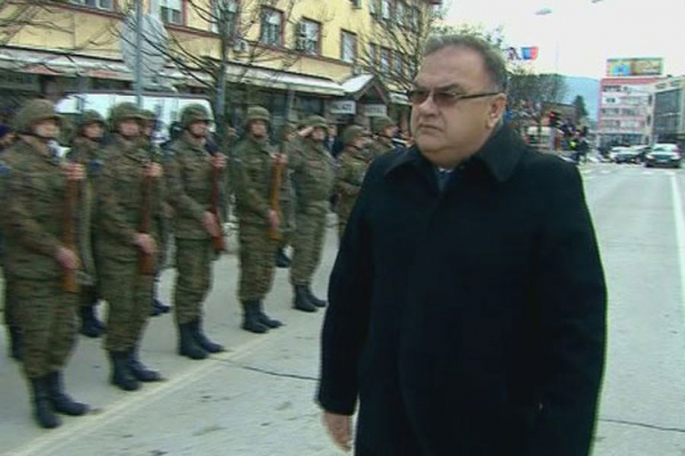 Ivanić: Ispunjeni svi zakonski uslovi da se Treći RS puk izvede devetog januara