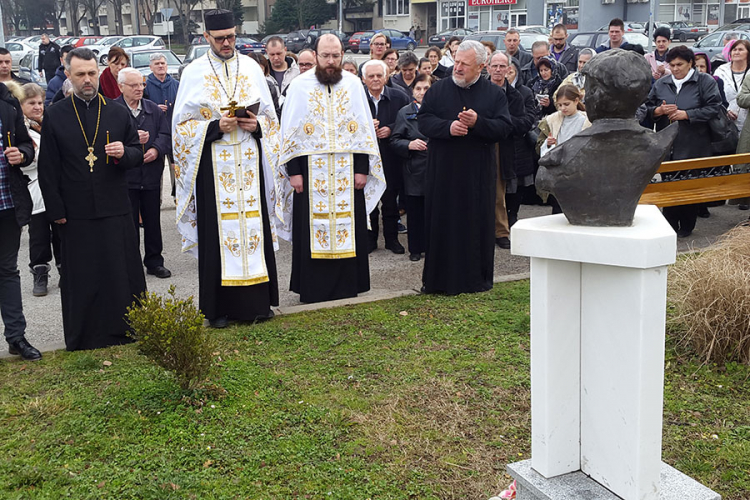 U Doboju odata počast Spomenku Gostiću