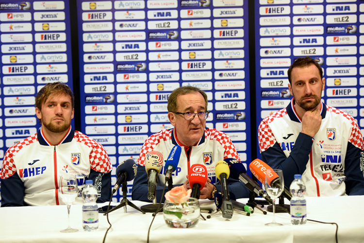 Červar ne želi obećati zlato, fokusiran na Srbiju