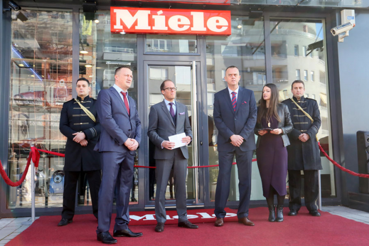 Otvoren prvi "Miele centar" u RS