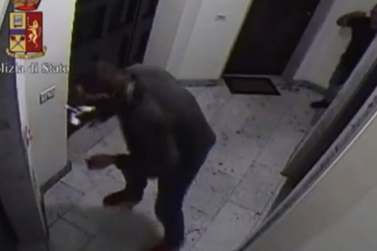 Državljanin BiH uhapšen u Torinu zbog serije krađa, objavljen snimak jedne pljačke