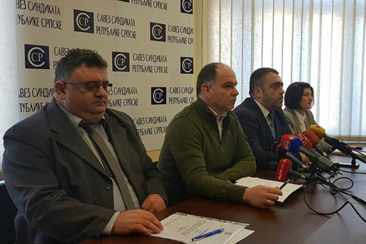 Čekaju obeštećenje za umanjeni prevoz