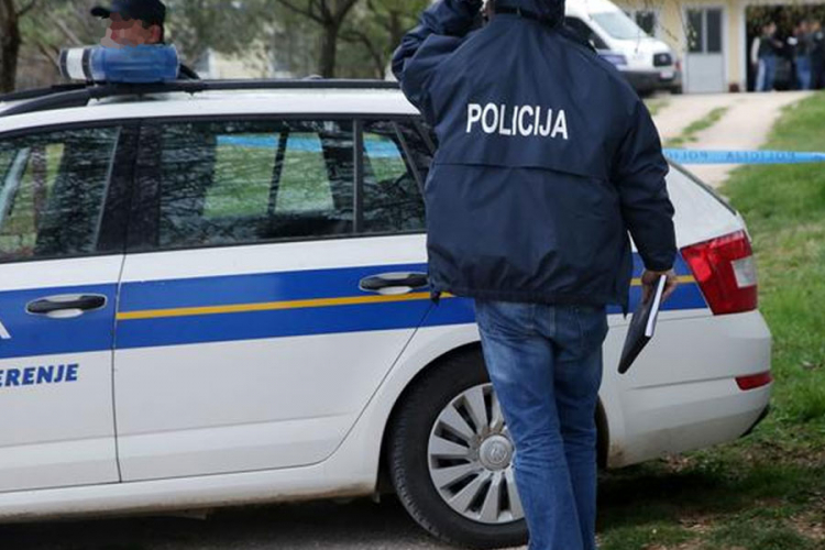 Ruski pukovnik prerezao vene u iznajmljenom stanu u Makarskoj