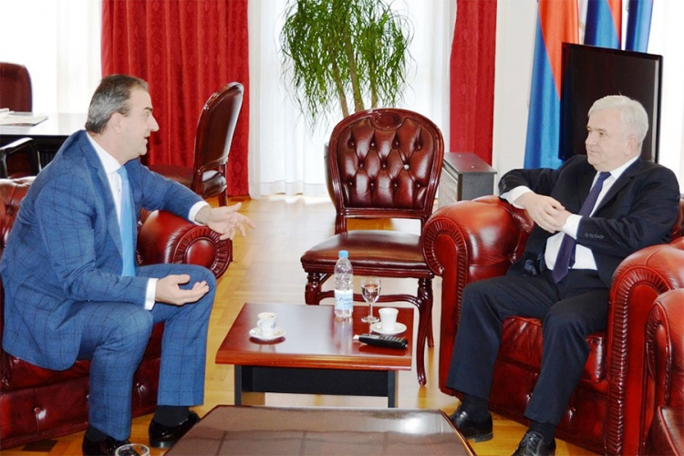Čubrilović-Vlaisavljević: Uspostaviti veći broj avio-linija sa banjalučkog aerodroma