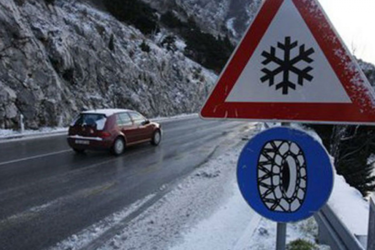 Vozači oprez: Poledica na putevima