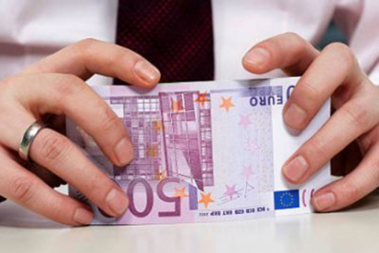 Prosječna plata u Crnoj Gori 512 evra