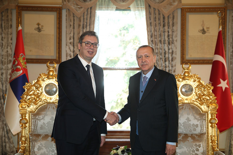 U Istanbulu počeo sastanak Erdoana i Vučića