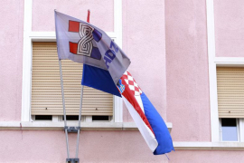 Vozilo udarilo u zgradu centrale HDZ-a u Zagrebu