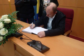 U Trebinju otvorena knjiga žalosti povodom smrti  Nebojše Glogovca
