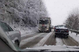 Vozači oprez, klizavi kolovozi