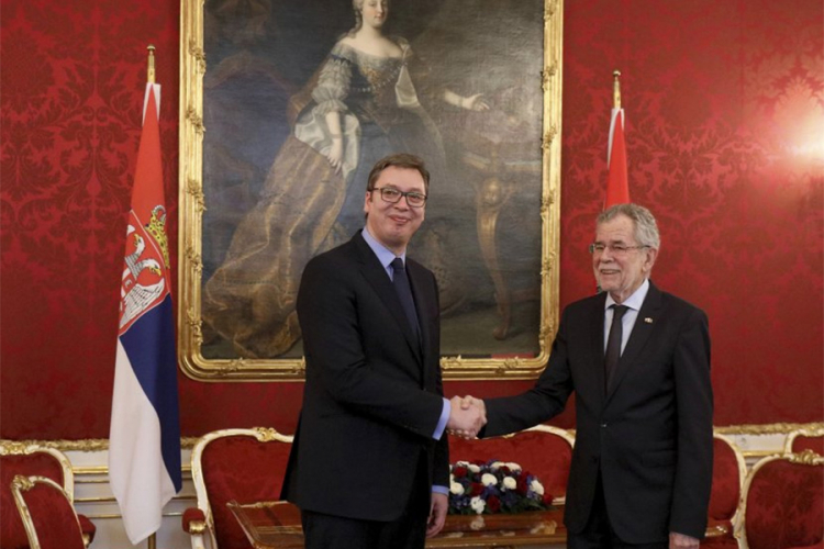 Vučić i Van der Belen o bilateralnim odnosima