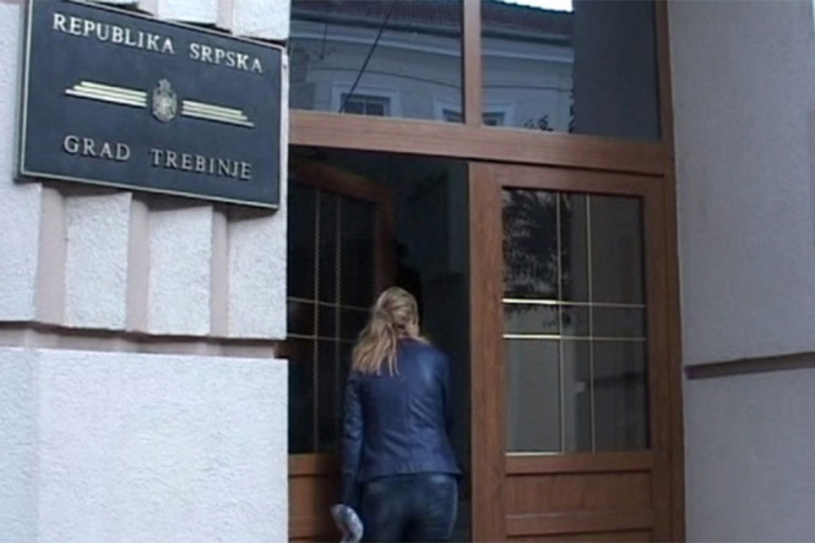 Ponuđene otpremnine za dobrovoljno napuštanje posla u Trebinju