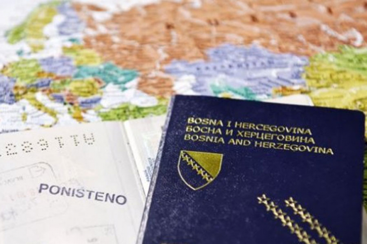 Masovno podnošenje zahtjeva za ispis iz državljanstva BiH