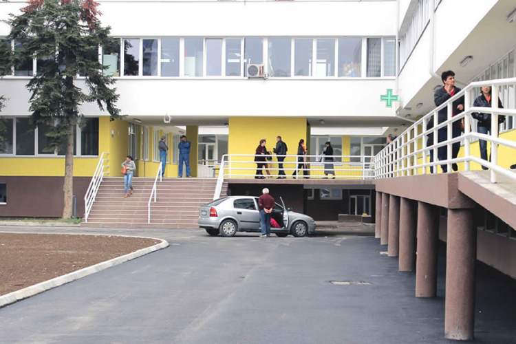 Borbu s visokim pritiskom vodi 14.000 Dobojlija