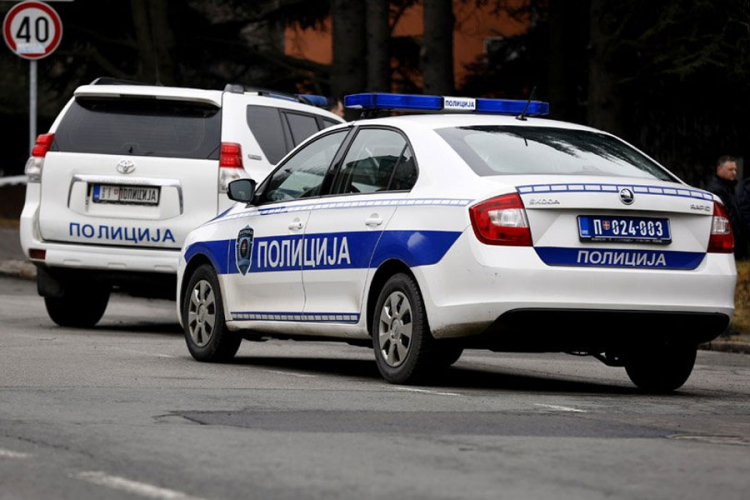 Uhapšena tri mladića iz BiH u Šapcu, pronađeno oružje u gepeku