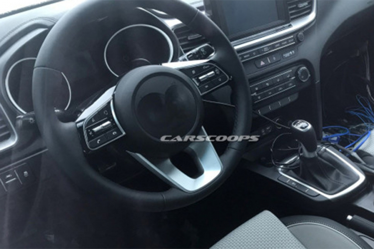 Nova Kia Cee’d otkrila unutrašnjost
