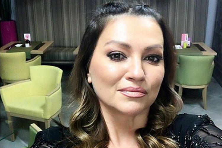 Nina Badrić o pjevanju na svadbi Ane i Švajnštajger
