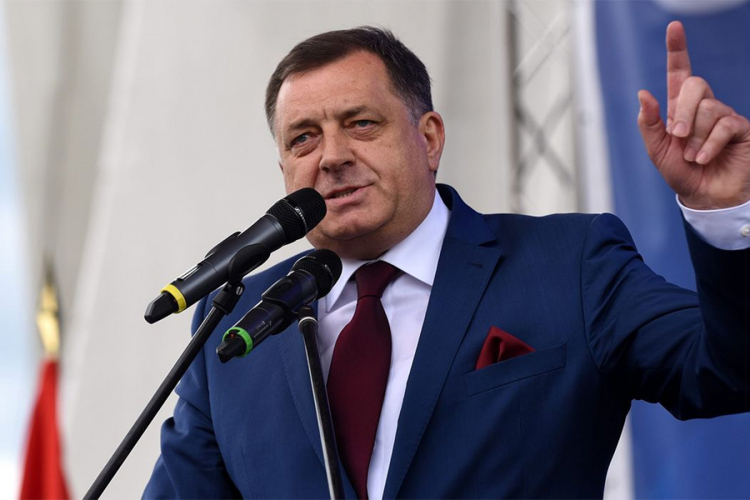 Dodik: Kupićemo 2.500 pušaka, nemamo šta da krijemo